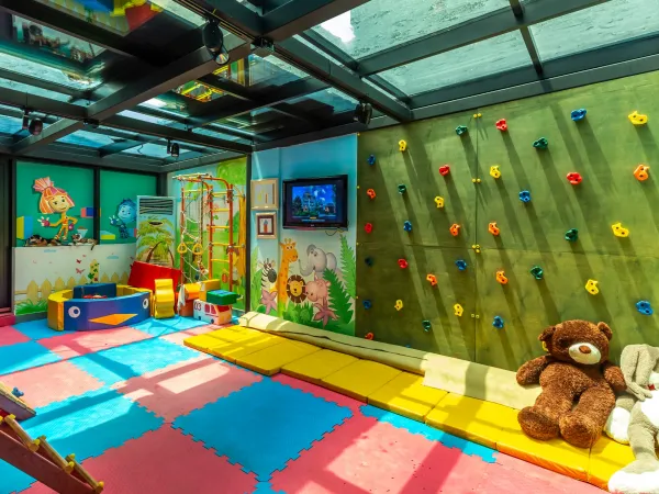 ivy garden,kids center