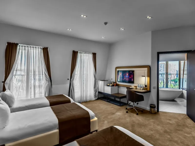 Reservations may be canceled without any charge if the cancellation is completed no later than 24 hours before the scheduled arrival date.