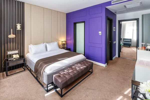 Standart Kral Otağı