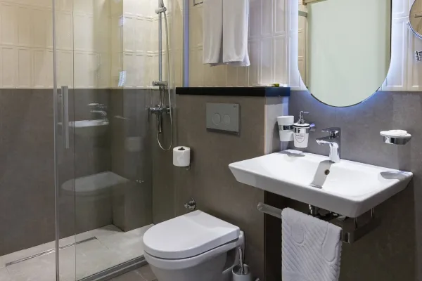 Standart Kral Otağı